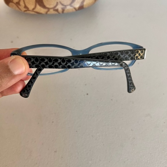 Coach Prescription Eye Glasses With A Case - Picture 4 of 12